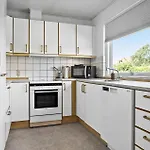 Lovely In With Kitchen *