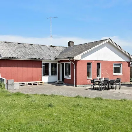 Semesterbostad Lovely In With Kitchen Vestervig