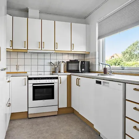 Lovely In With Kitchen *